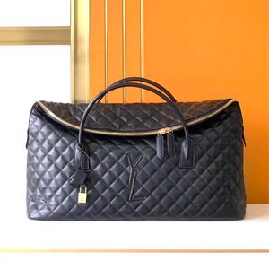 Large capacity es quilted luxurys Designer trunk Bags Womens mens fashion travel Clutch leather Totes hand bag gym CrossBody duffle weekender luggage Shoulder Bag