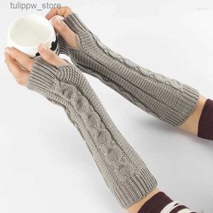 Rękawy ochronne podkładki kolanowe kobiety pół długie jesienne zimowe rękawiczki na pół palca ręcznie cieplejsze dziewczęta miękkie rękawowe rękawiczki rękawicy rękawicy L240312