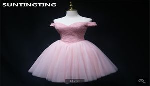 2020 REAL Bild Pink Short Prom Dress Pärlor från axeln Sexig V -hals klänningar Petite Kne Längd Cocktail Party DR5788516