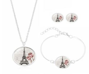 Nuovo set di 5 set di gioielli vintage con cabochon in vetro placcato argento a forma di torre Eiffel, collana girocollo, orecchini, bracciale, per Chi9124937