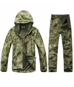 Uomini caldi di vendita esercito tattico militare tuta sportiva all'aperto caccia campeggio arrampicata impermeabile antivento TAD pelle giacca + pantaloni T1909198727865