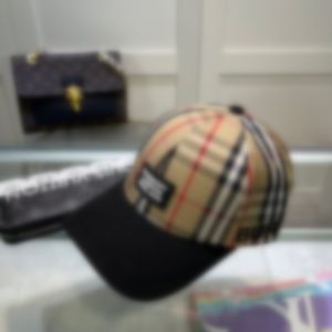 Atmungsaktierbarer Sonnenschatten stellen Baseballkappen Designer klassische Herren Luxurys Buchstaben Frauen Sport Ball Hüte die vier Jahreszeiten im Outdoor Sport Cap q10 einstellen