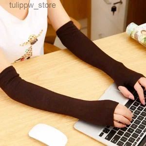 Skyddande ärmar Knäskydd 1 par Autumn Winter Women Long Arm Warmers Sticked Solid Sleeve Fingerless Gloves Clothing Accessories L240312