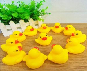Whole Safety Baby Bath Yellow Rubber Ducks Kids Toys Floating Duck Baby Water Toys for Swimming Beach Gift for Kid200W9496037