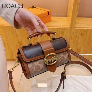 American Top Brand Fashion Tote Handbag Chaopai Womens Bag New Versatile Fashion One Shoulder Crossbody Handheld Printed Small