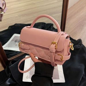 Shop Handbag Promotion Korean Embroidered Thread Lingge Bag for Women 2024 New Fashion Internet Celebrity Small Square Versatile Cross Body