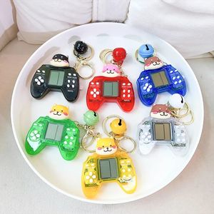 Personalidade criativa dos desenhos animados mini máquina de jogo chaveiro bonito handheld tetris máquina de jogo internet celebridade pingente