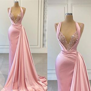Glamorösa sjöjungfru aftonklänningar Halter Sequined Applique Beads Prom Gowns Pink Satin Asymmetrical Vestidos de Noche Sweep Train