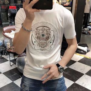 夏の新しいメンズホットドリルコットンショートスリーブTシャツハーフボトムシャツファッションハンサムスリムトップ