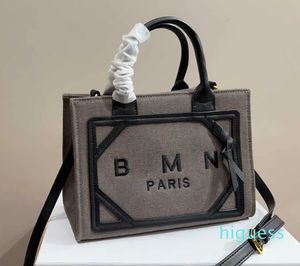 2024 Холщовая сумка-тоут Женская кожаная дизайнерская сумка большой емкости для поездок на работу Простые сумки на плечо Модная сумка-кошелек