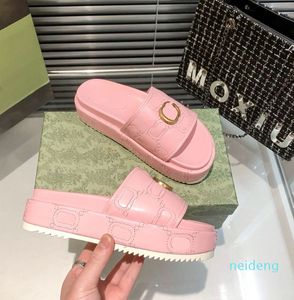 Designer chinelo das mulheres dos homens sandálias marca slides moda chinelos senhora slide fundo grosso sapatos casuais tênis 2024