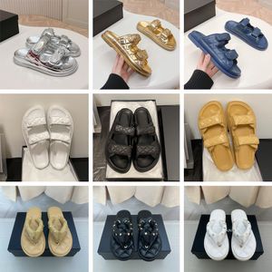 10A Tasarımcı C Sandalet Yaz Sıcak Plaj Ayakkabı Kadın Terlikleri Küçük Kokulu Deri Kalın Talize Ayakkabı Kadınlar Yaz aylarında Açık Ayak Parçası Giyiyor