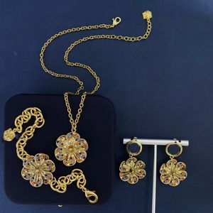 European American heavy industry colored rhinestones flower necklaces bracelets elegant ladies earrings retro fashion exaggerated jewelry With Box GS23