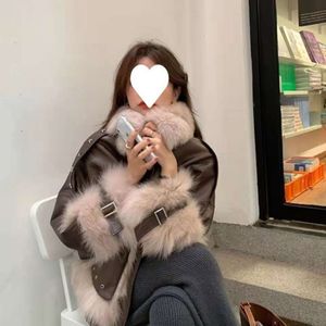 New Autumn And Winter Haining Imitation Fox Grass Women's Fur Bat Sleeves Leather Coat Young Style 8289