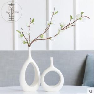 ceramic white modern creative flowers vase home decor vases for wedding decoration porcelain figurines TV cabinet decoration191g