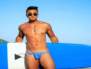 Neue enge Tanga-Bademode mit niedriger Taille, Sommer-Männer, sexy Badeanzüge, schwule Bikini-Badehose, Badeshorts in verschiedenen Penisbeutelgrößen, 6466359