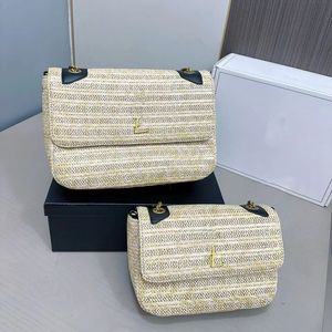 2024 Ny designerpåse sommar allt-i-ett halm strand väska mode personlighet daglig pendling praktisk plånbok crossbody koppling väska