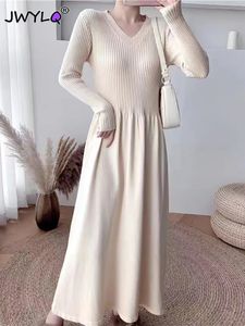 Autumn Winter Vneck Slim Long Sleeve Sticke Dress Korean Fashion Streetwear Sweater Dresses Casual AllMatch Soft 240304