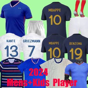 Maillot de camisa de futebol F R A N C ES 2024 Camisas de futebol Benzema Camisas de futebol MBAPPE GRIEZMANN maillot foot kit hommes enfants HOMENS crianças francês nacional