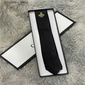 Neck Ties 22SS med Box Brand Men Slips % Silk Jacquard Classic Woven Handgjorda slips för män Bröllop Casual and Business Neck Tie 888x L240313