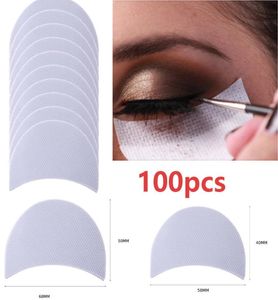 100pcsset Eye Makeup Stencils engångsögonskugga klistermärken Eyeliner Shield ympade ögonfransar isolat ögonfransavlägsnande lappar 1179806367