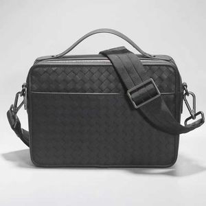 Genuine Leather Men's Handbag Top Layer Cowhide Handmade Woven Crossbody Men's Bag Single Shoulder Bag Camera Bag Direct Sales 240315