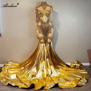 Hollow Golden Sparkly Fabric Women Flormal Dresses Halter Collar Luxury Beading Crystals Embroidery Bling Sweetheart Mermaid Ladies Prom Party Gowns