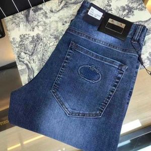 Men's Jeans designer jeans men casual pants classic embroidered mens trousers plus size fashion denim Pnats 29-42 J74U