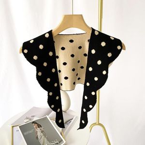 Scarves Knitted Dot Collar Scarf Shawl Warm Women's Neck Bandana Top Designer Wrap Luxury Fashion Ponchos And Capes215Q