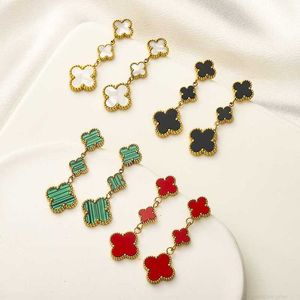 Designerfashion Earrings 4Four Leaf Clover Designer VC Stud Earring Retro Style Goldメッキイヤリングカップル家族ギフトジュエリー{カテゴリ}