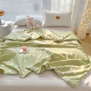 Comforters Set Summer Quilt Thin Air Conditioning Comporter Breattable Office Tupplur Filtar för sängar sovrum dekoration tunna täcken säng täcker yq240313