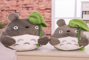 20 cm Adorabile Il mio vicino Totoro Peluche TV Personaggio del film Simpatico bambola morbida Totoro con foglia di loto Giocattoli per bambini Decorazione regalo gatto LA3957674