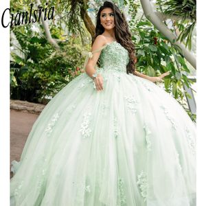Mint Green Quinceanera Dresses Sweet 16 Prom Evening Gowns Off Shoulder Applicies Spets Tull Vestidos de 15 Anos Ball Gown