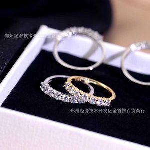 Coppia di anelli per coppia maschile e femminile di design tiffay and co in argento sterling 925 con mezza fila di diamanti ad alto tenore di carbonio