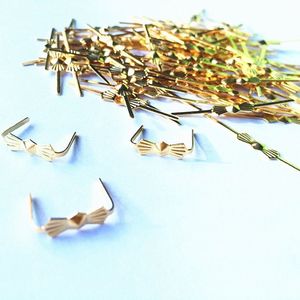 1000pcs L33mm Chrome Gold Butterfly Klucz Klipy Kliny kryształowe koraliki żyrandolowe złącze metalowy motyl Bowtie 1270k