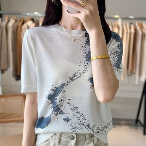 Camiseta curta de seda + lã mulberry de alta qualidade para mulheres com suéter estampado com gola redonda e bloqueio de cores, estilo versátil com meia manga e estilo superior