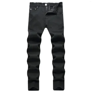 Jeans da uomo Primavera Uomo Nero Slim Fit Design di base Pantaloni elasticizzati a cinque tasche Denim casual