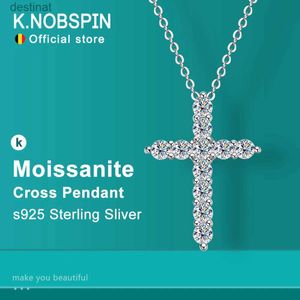 Pendanthalsband Knobspin Full Moissanite Cross Pendant Necklace Original 925 Sterling Sliver Chain Plated 18K White Gold Fine Necklace For Womenl242313