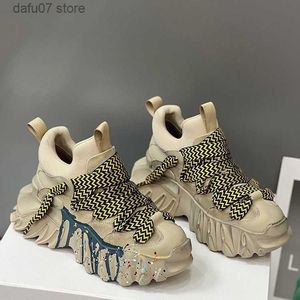 Dress Shoes Motorcycle Boots 2024 Autumn New High Top Shoes Womens Weaving Broadband Kirin Girls Thick Sole DadH240313