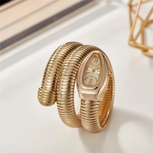 Wristwatches Fashion Avantgarde Snake Watches Women Luxury Gold Quartz Winding Bangle Ladies Female Clock Relogio