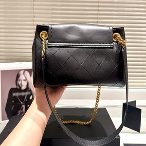 Fashion Designer bag Premium Vintage Elegance Matching type quilting craft adjustable leather strap size 22X18 chain bag
