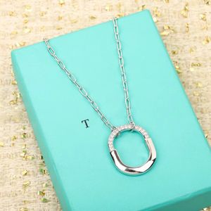 Designer pendant necklaces men and women pendant necklaces U-shaped thick chain with diamonds fashion luxury lock necklaceHoliday Gift 2 colors available