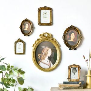 Frame European Creative Retro French Art Home Decoration Pieces, Golden Carving Combination, Table Frame, Photo Wall