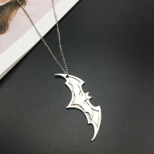 Pendant Necklaces Fashion Men Punk Bat Pendant NecklaceL242313