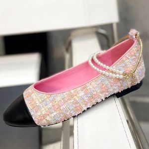 Bahar Yaz Kadın Tatlı Bale Düz Ayakkabı Pist Tasarımcısı Yuvarlak Toe Ayak Bileği Kayışı Yüksek Kaliteli Gerçek Deri Kadın Güzel Düz Ayakkabılar