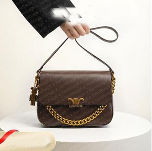 Designerväska handhållen väska kvinnors retro mode pendlande liten fyrkantig väska med västerländsk lås spänne diagonal streck läderväska