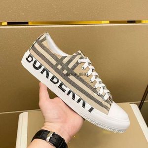 Designer shoes Casual mens womens black white Green Gum Grey Orange trainers sports sneakers platform Tennis shoes Women shoes Canvas Trainers