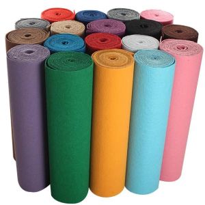 Tyg 1 st 1 mm tjocklek 1/2/3m polyesterduk Non Woven Felt för DIY Sy dockor Hantverk Mönster Material Bundle Home Decorations