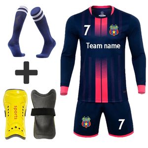 Anpassade vuxna barn Fotbollströjor uniformer Tracksuit Boys Girls Soccer Clothes Set Free Soccer Shin Guards Pads Sock 240307