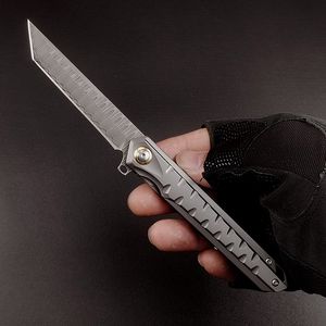 A5024 Faca Flipper de alta qualidade Aço Damasco Tanto Point Blade CNC TC4 Liga de titânio com rolamento de esferas Acampamento ao ar livre Caminhadas Pesca Canivetes EDC